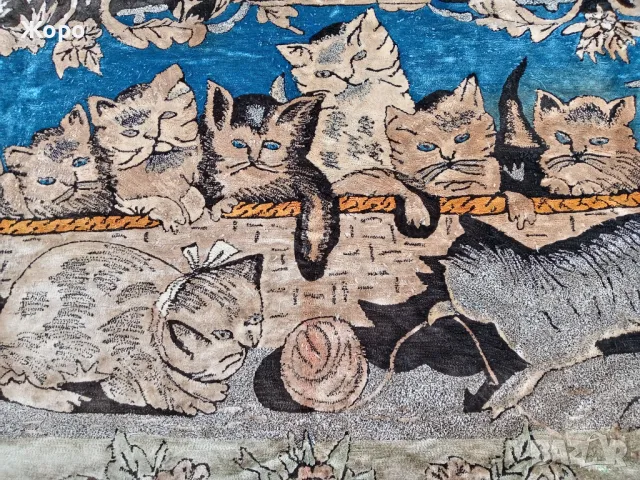 Стар плюшен ковьор за стена с котенца 60те, снимка 2 - Антикварни и старинни предмети - 50113020