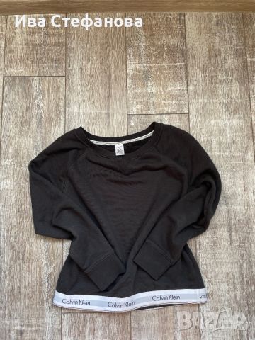 спортна черна еластична блуза Calvin Klein М размер , снимка 3 - Блузи с дълъг ръкав и пуловери - 45270177
