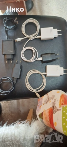 Лот от оригинални зарядни за телефони 
