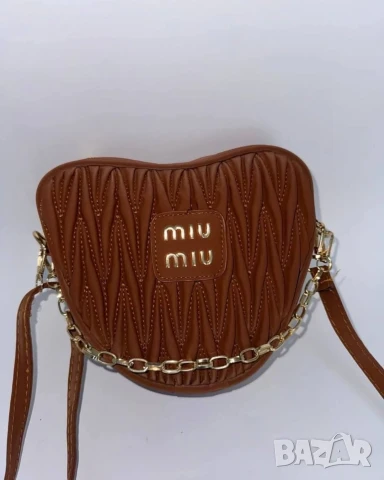 чанти miu miu, снимка 2 - Чанти - 51057342