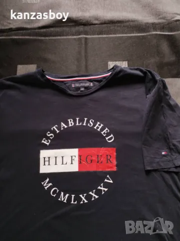 Tommy Hilfiger - страхотна мъжка тениска 2ХЛ КАТО НОВА, снимка 4 - Тениски - 49653113