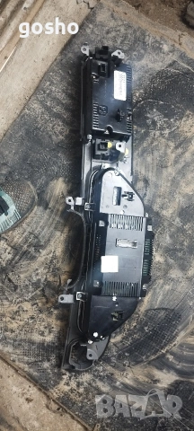 Конзола с километраж /нави audi a6 c6, снимка 3 - Части - 54022186