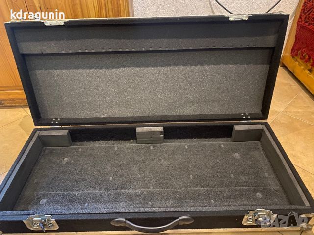 Korg - куфар, снимка 2 - Синтезатори - 45572410