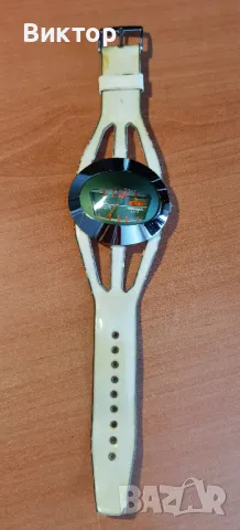 Часовник Spaceman Tressa Lux, снимка 5 - Антикварни и старинни предмети - 49334650