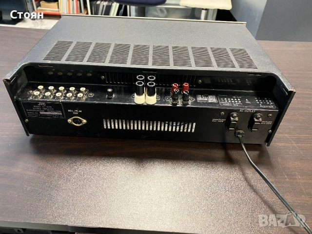 Vintage усилвател JVC, снимка 7 - Ресийвъри, усилватели, смесителни пултове - 53244519