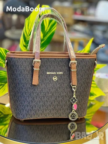 Michael Kors дамски чанти различни цветове , снимка 6 - Чанти - 48241568