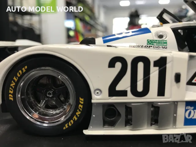 CMR метална колекционерска количка MAZDA 787B. 1:18 LE MANS 1990г.1:18, снимка 8 - Колекции - 47185456