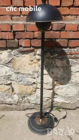 Подова лампа , снимка 2 - Настолни лампи - 49930186