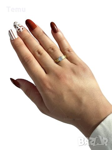Златист дамски пръстен от медицинска стомана луксозен блясък, снимка 2 - Пръстени - 45710284