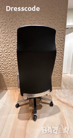 Стилен Директорски Стол, снимка 3 - Столове за офис - 45324410
