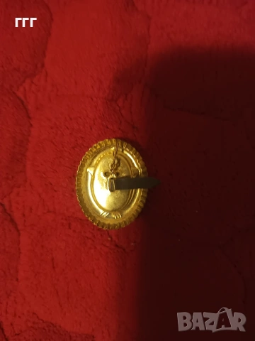 Стара соц кокарда с петолъчка, снимка 2 - Антикварни и старинни предмети - 53530335