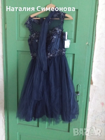 Уникална рокля