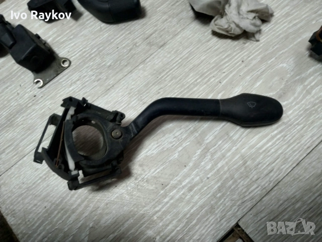  лоста , чистачките1H5953503T , Volkswagen Golf III , Vento , Passat