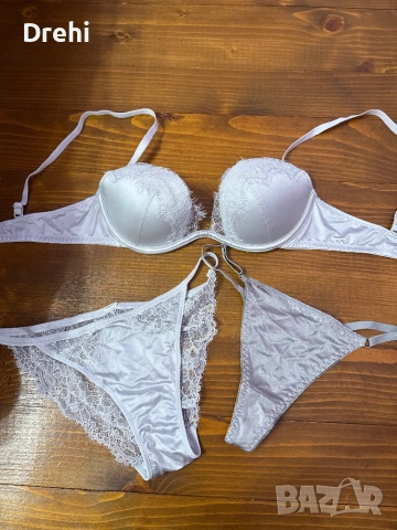 Дамски комплект сутиен 75б и бикини и прашки Размер М 