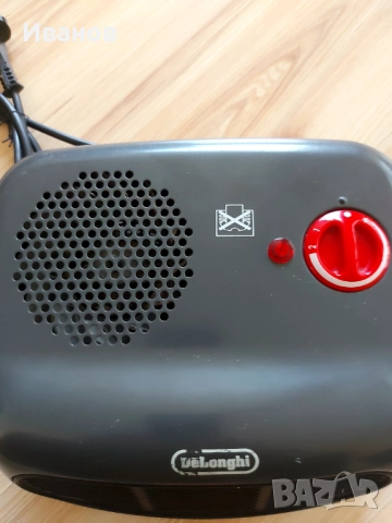 Пека Delonhi-Италия в много добро състояние, снимка 2 - Отоплителни печки - 52394297