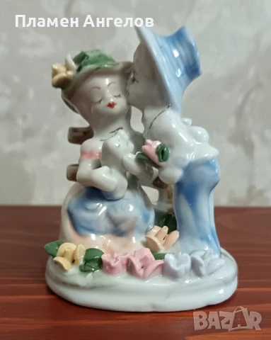 Порцеланова фигурка 