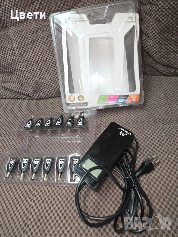 Универсално зарядно за лаптоп, снимка 2 - Лаптоп аксесоари - 53423104