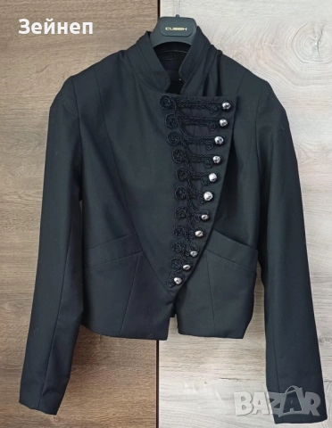 Дамско сако, снимка 2 - Сака - 52503074