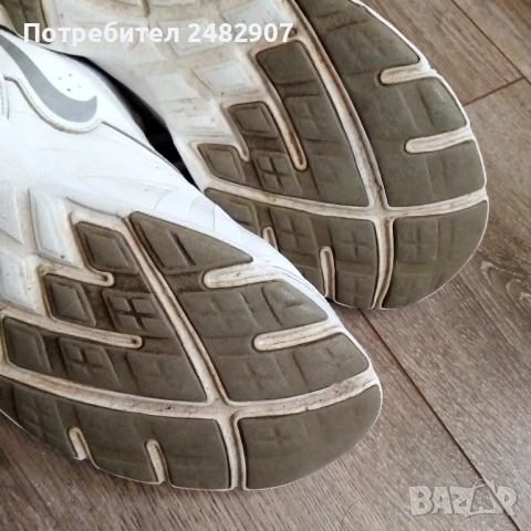 Дамски маратонки Nike, снимка 9 - Маратонки - 51286854