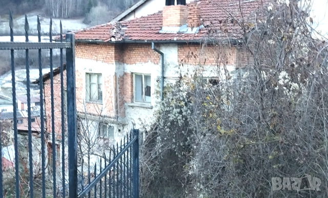 Продава се къща на два етажа, Средок, гр. Смолян , снимка 3 - Къщи - 52887529