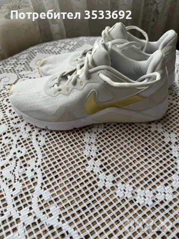 NIKE, снимка 1 - Маратонки - 47226101