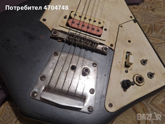 Ретро електрическа китара , снимка 18 - Китари - 53181239