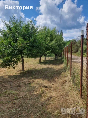 Частно лице продава имот в с. Крайници,община Дупница, област Кюстендил. 