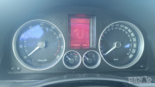 🚗 Volkswagen Golf 5 – 1.6 бензин 115 к.с. НОВ ВНОС , снимка 15 - Автомобили и джипове - 51746944