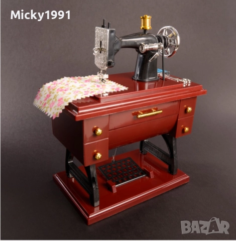 Ретро шевна машина / музикална кутия , снимка 2 - Подаръци за жени - 52535600