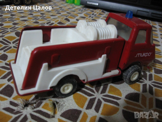 Два броя ретро соц метални камиончета, снимка 3 - Колекции - 53790682