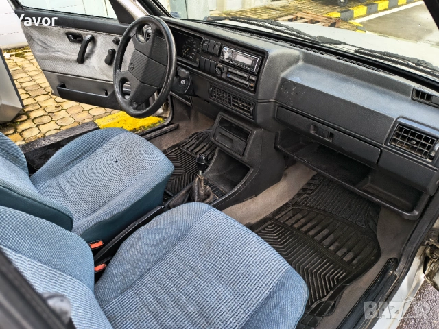 Golf 2 1.6 Gas, снимка 12 - Автомобили и джипове - 48547248