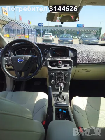 VOLVO V40, снимка 4 - Автомобили и джипове - 47156370