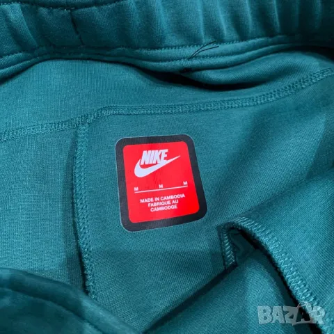 Оригинално мъжко долнище Nike Tech Fleece | M размер, снимка 5 - Спортни дрехи, екипи - 47244110