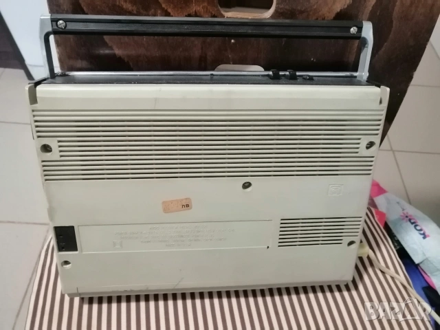 Ретро радиоприемник VEF 221 ВЕФ221 от СССР , снимка 4 - Радиокасетофони, транзистори - 54174793