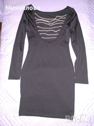 Страхотна  черна парти рокля с перли на гърба!