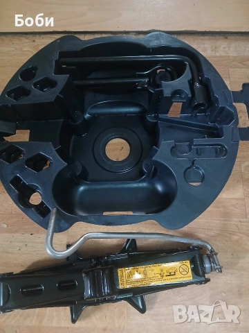 Органайзер с инструменти дачия рено нов, снимка 17 - Аксесоари и консумативи - 52828096