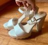Дамски бели сандали , снимка 1 - Сандали - 45936777