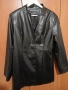 НОВО ЧЕРНО КОЖЕНО ЯКЕ С КРОЙКА НА САКО И СЕ ЗАКОПЧАВА С ЕДНО КОПЧЕ, снимка 1