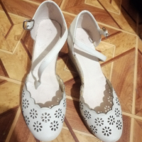 Дамски обувки 37 номер, снимка 1 - Дамски обувки на ток - 44972632