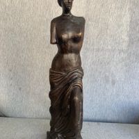 дървена фигура статуетка , снимка 1 - Статуетки - 45268411