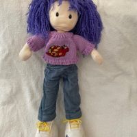 Колекционерска кукла с коса прежда.Дължина на куклата 60см, снимка 2 - Други ценни предмети - 45262711