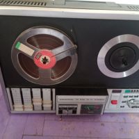 Продавам ролков магнетофон grundig, снимка 1 - Аудиосистеми - 45859584