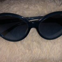 Слънчеви очила Vogue , снимка 3 - Слънчеви и диоптрични очила - 45012357