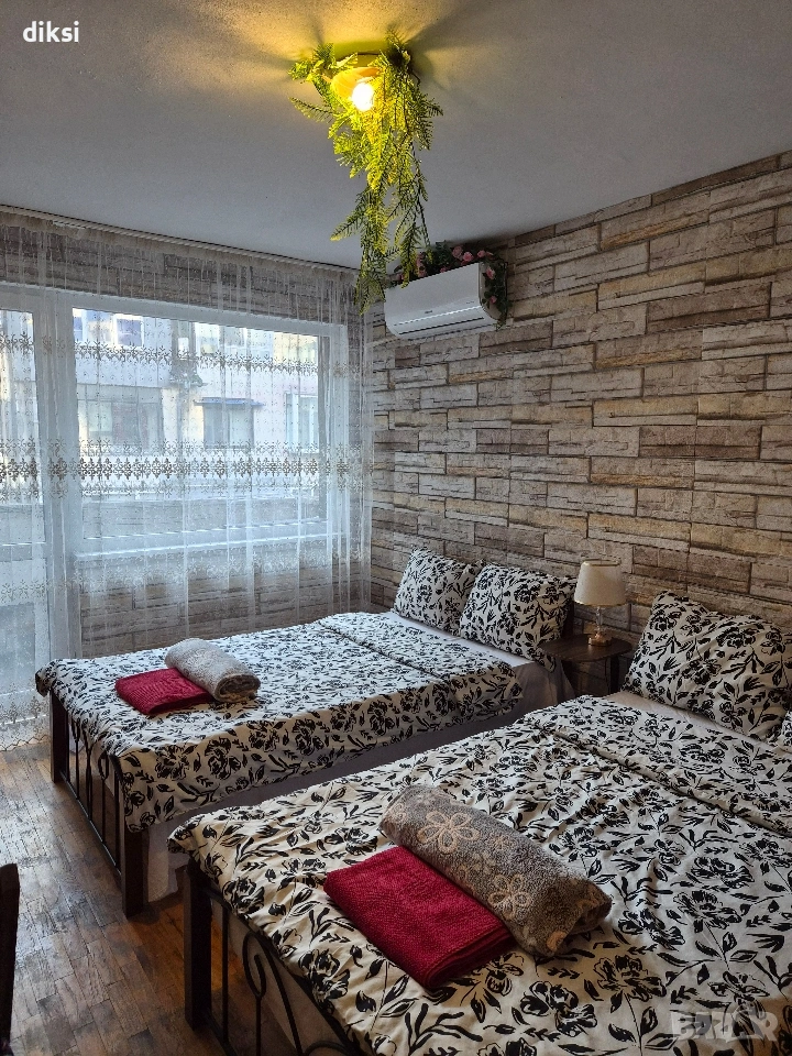 Нощувки - ЦЕНТЪР- 50 лв./вечер за стая, снимка 1