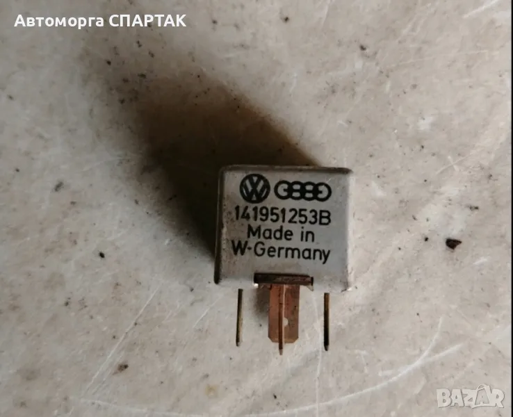 Реле Volkswagen Passat (B6) 2005-2010, ОЕМ 141951253B

, снимка 1