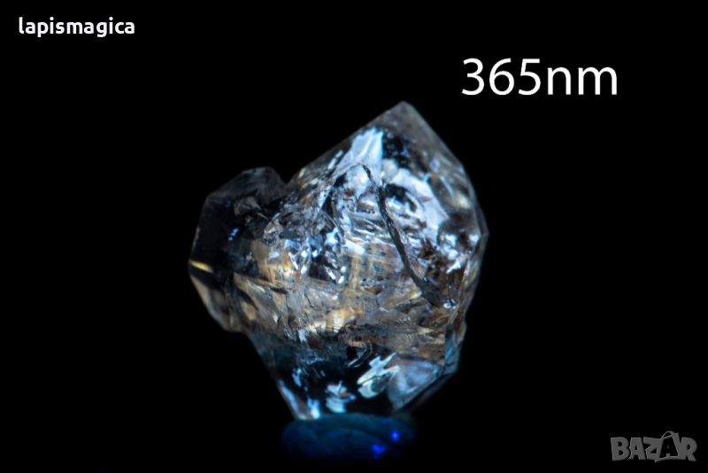 Петролен кварц кристал 3.1ct флуоресцентен #12, снимка 1