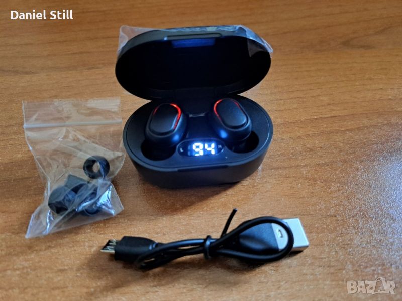 Стерео водоустойчиви безжични слушалки Earbuds V5.3 с цифров дисплей, снимка 1