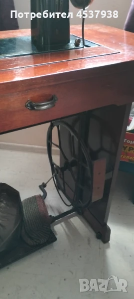 Продавам крачна шевна машина Науман, снимка 1