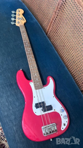 Bass китара Fender squier, снимка 1