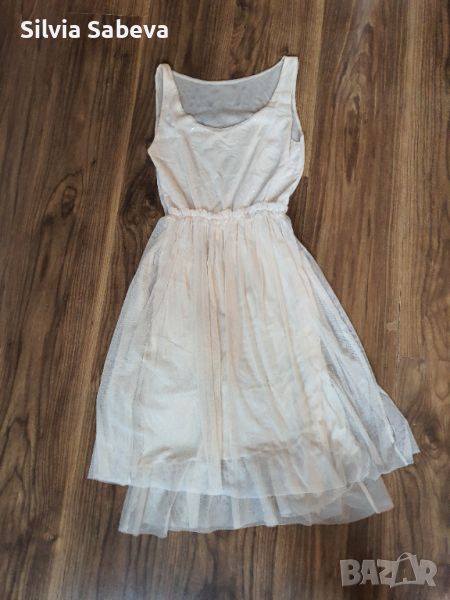 Нежна феерична бледо бежова рокля , снимка 1